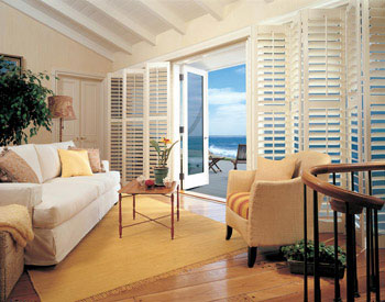 windowpishutters1